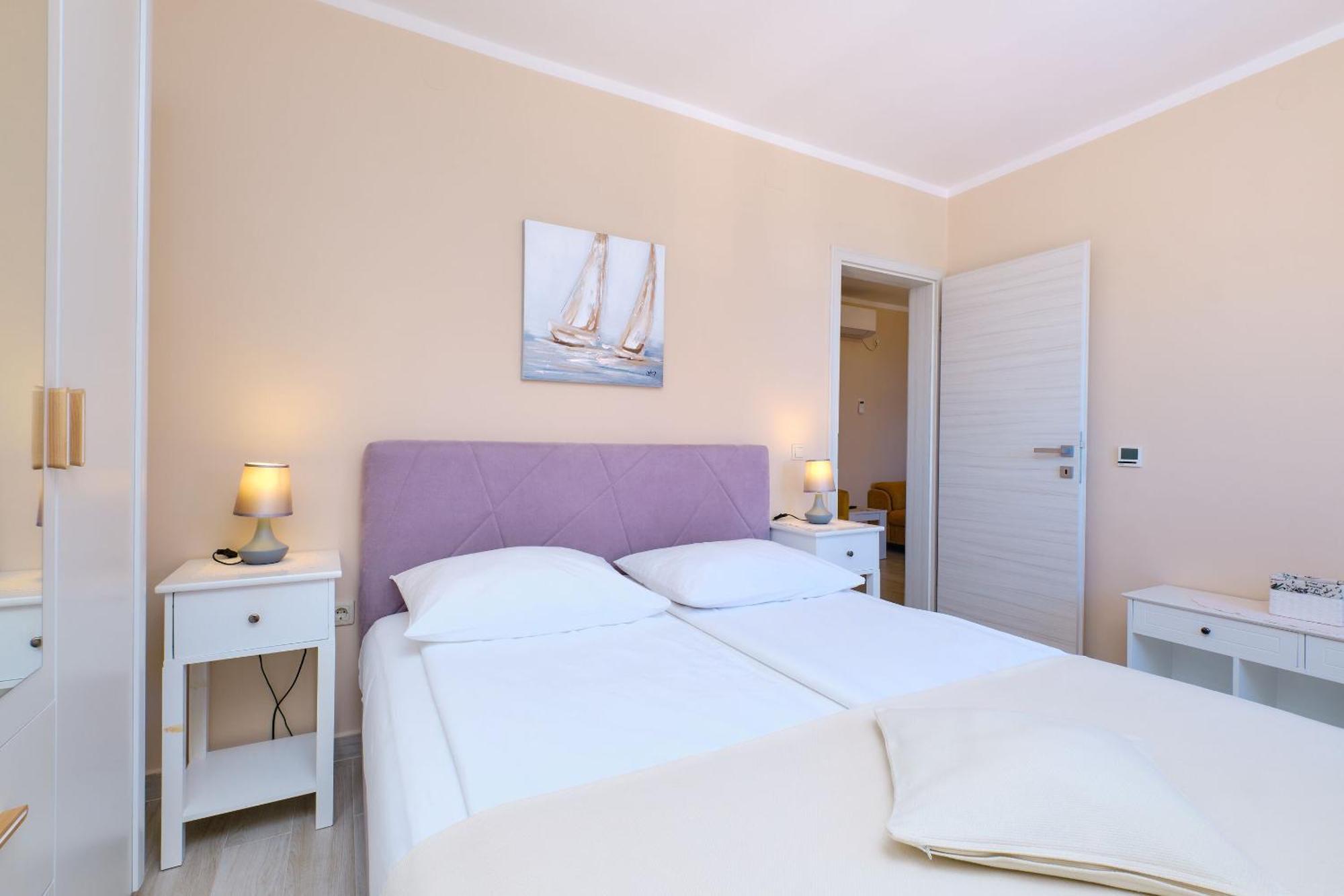 Apartments Enna Малий Лошинь Екстер'єр фото